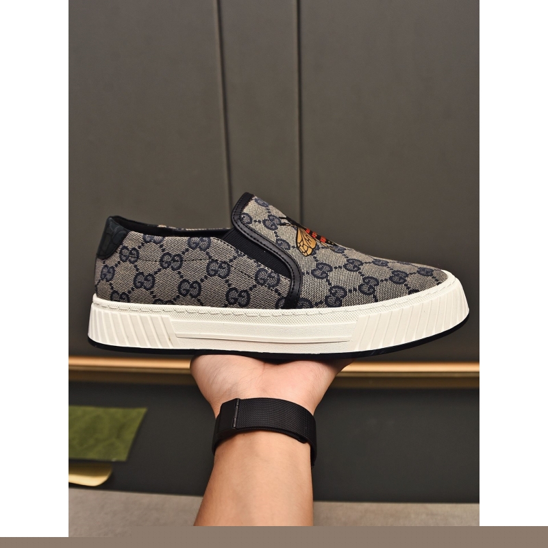G*u*i casual shoes